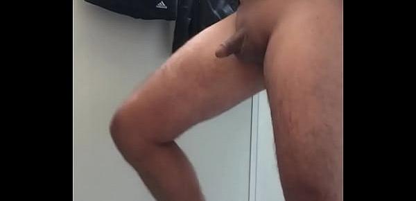  mall spy changing room nude shaved cock hidden cam